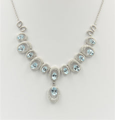 قلادة تشيكوسلوفاكيا السماء الزرقاء