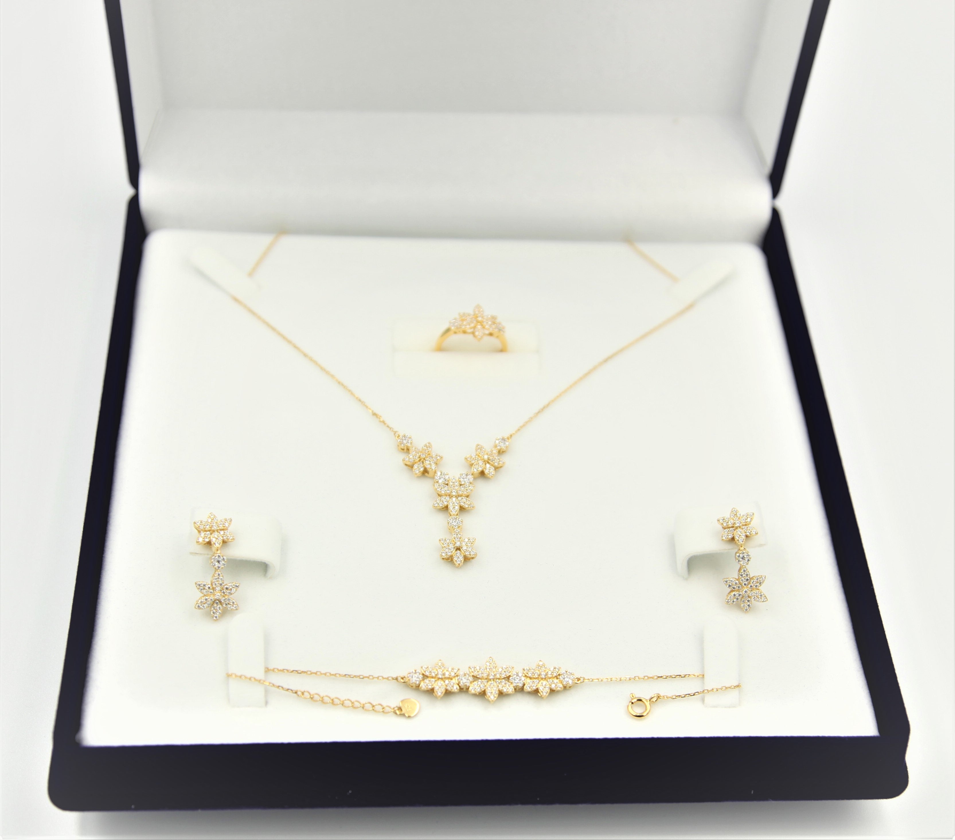 Gold Plated Star Flower Necklace